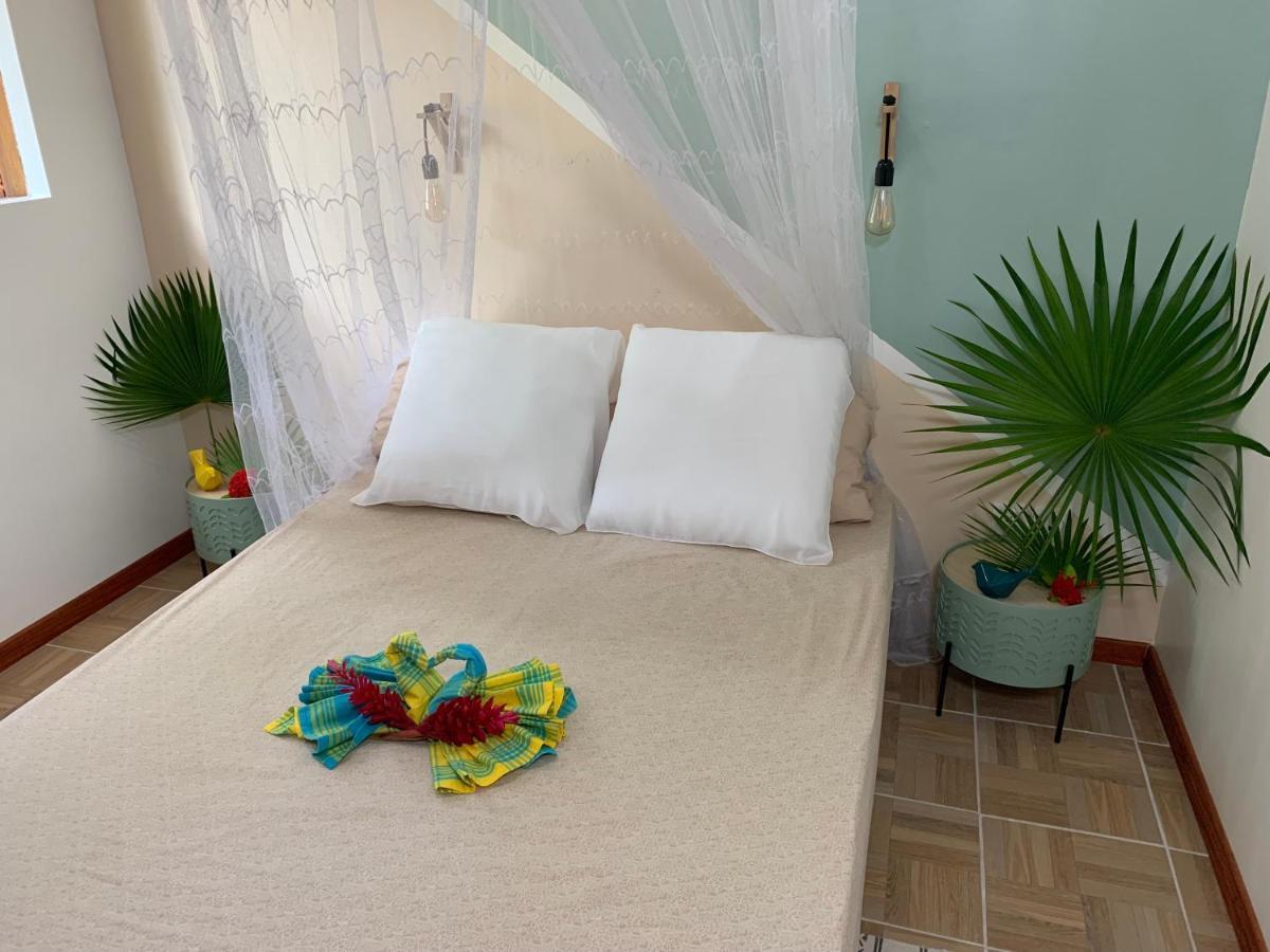 Hotel Lenid Le Gosier  Esterno foto